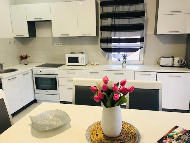 Apartman Mona Ποντγορίτσα Εξωτερικό φωτογραφία